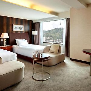 Deluxe Tower Twin Room